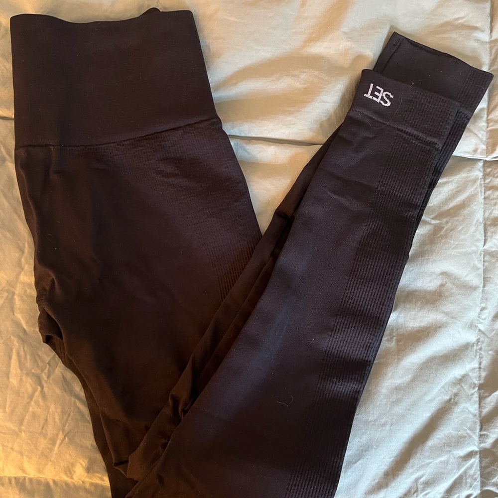 SET Active Black High-Waisted Leggings